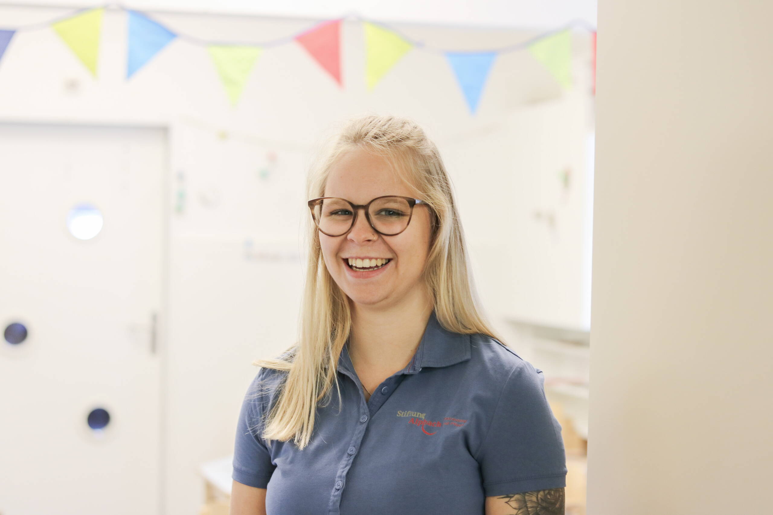 Sina Schild  Sina Schild